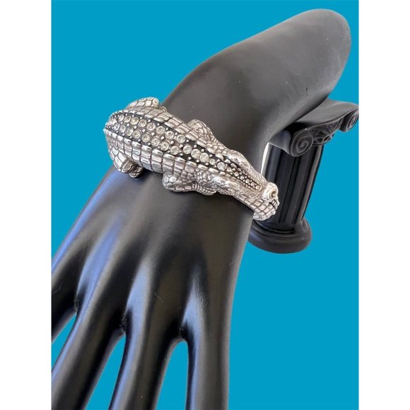 BRIGHTON Later Gator Alligator Swarovski Crystal Bracelet Clamper Bangle - Picture 2 of 6
